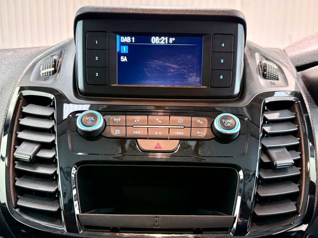 Used Ford Transit Connect 2020 for sale - 77302533: Photo 18