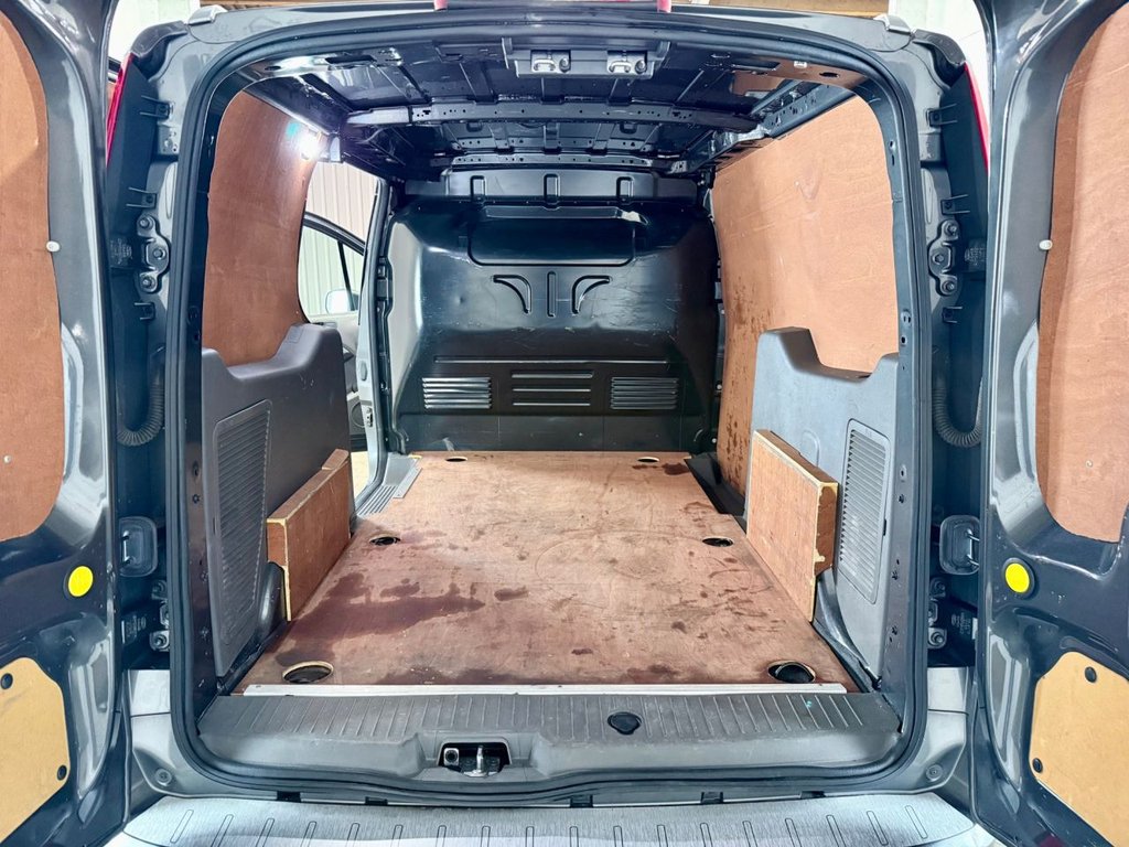 Used Ford Transit Connect 2020 for sale - 77302533: Photo 26