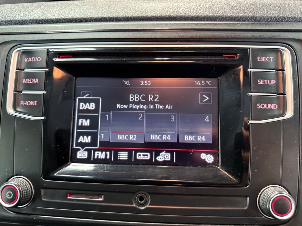 Used Volkswagen Transporter Shuttle 2017 for sale - 76509805: Photo 19