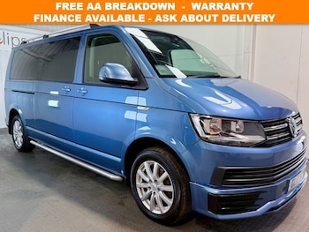 Used Volkswagen Transporter Shuttle 2017 for sale - 76509805: Photo