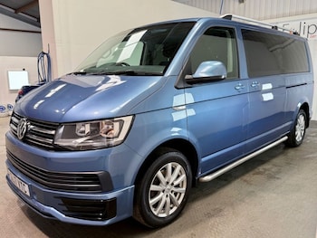 Used Volkswagen Transporter Shuttle 2017 for sale - 76509805: Photo