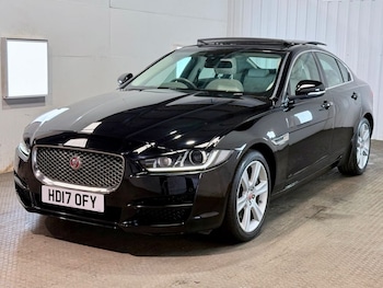 Used Jaguar XE 2017 for sale - 78650161: Photo