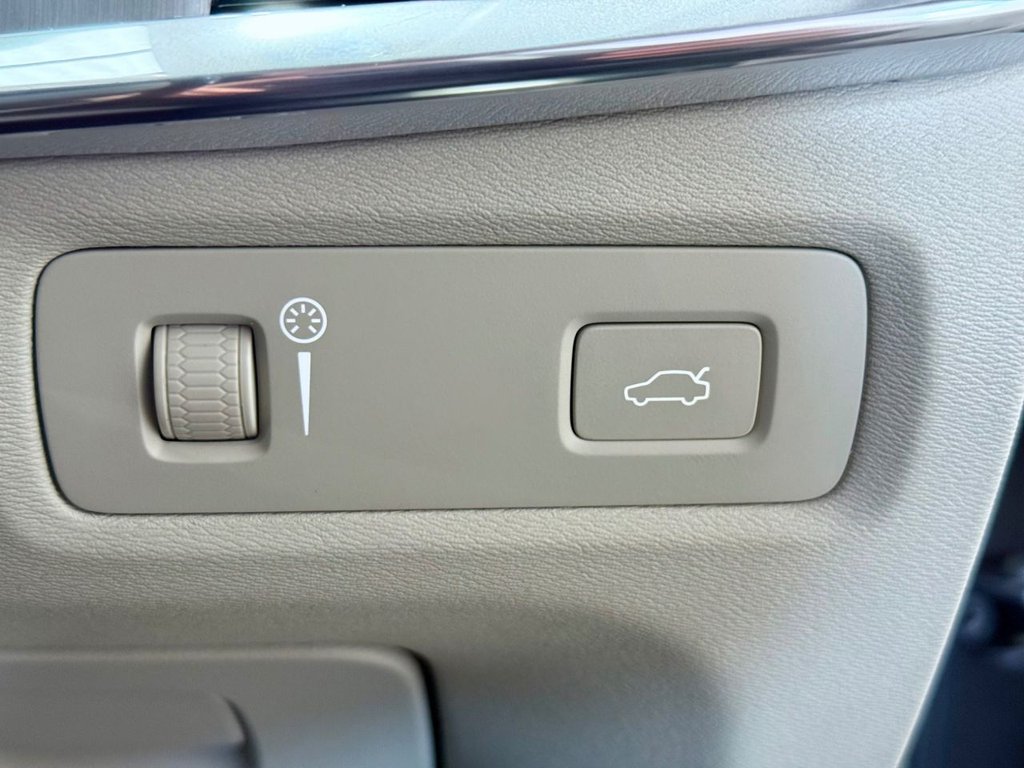 Used Volvo V90 2018 for sale - 76617909: Photo 18