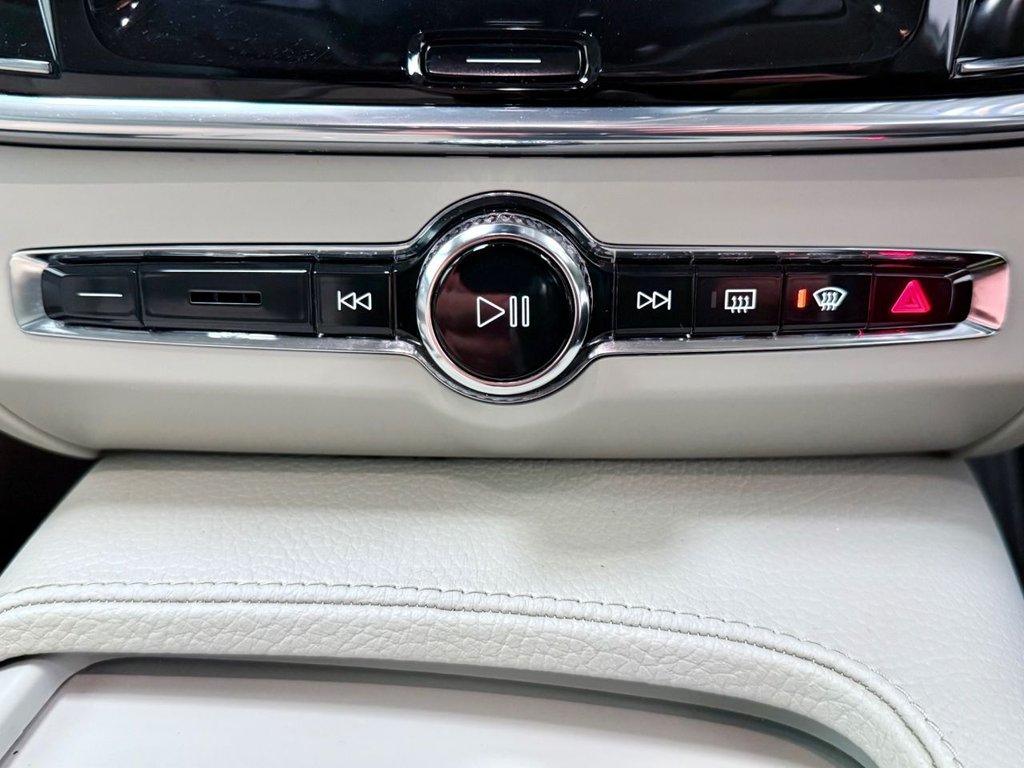 Used Volvo V90 2018 for sale - 76617909: Photo 25