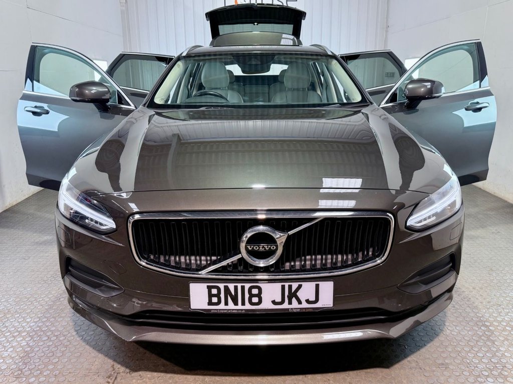 Used Volvo V90 2018 for sale - 76617909: Photo 8