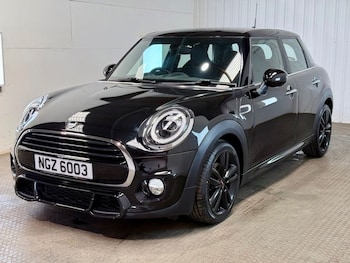 Used MINI Hatch 2019 for sale - 79370452: Photo