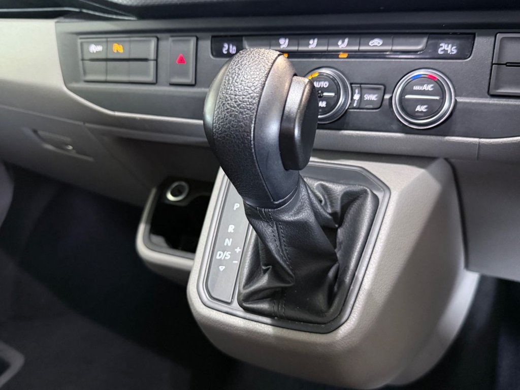 Used Volkswagen Transporter Shuttle 2021 for sale - 76883578: Photo 21