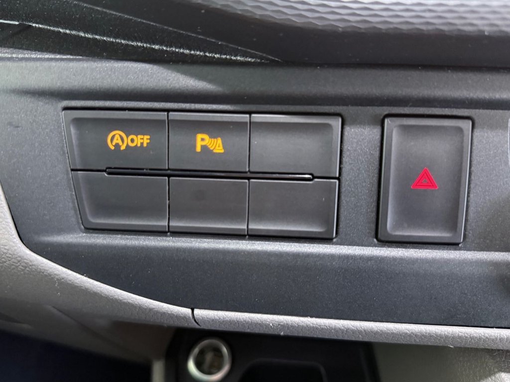 Used Volkswagen Transporter Shuttle 2021 for sale - 76883578: Photo 23