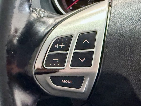 Used Mitsubishi Outlander 2009 for sale - 76236154: Photo 13