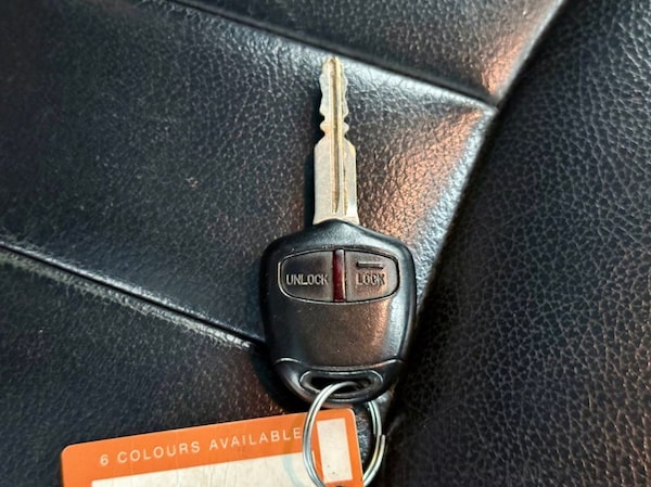 Used Mitsubishi Outlander 2009 for sale - 76236154: Photo 33