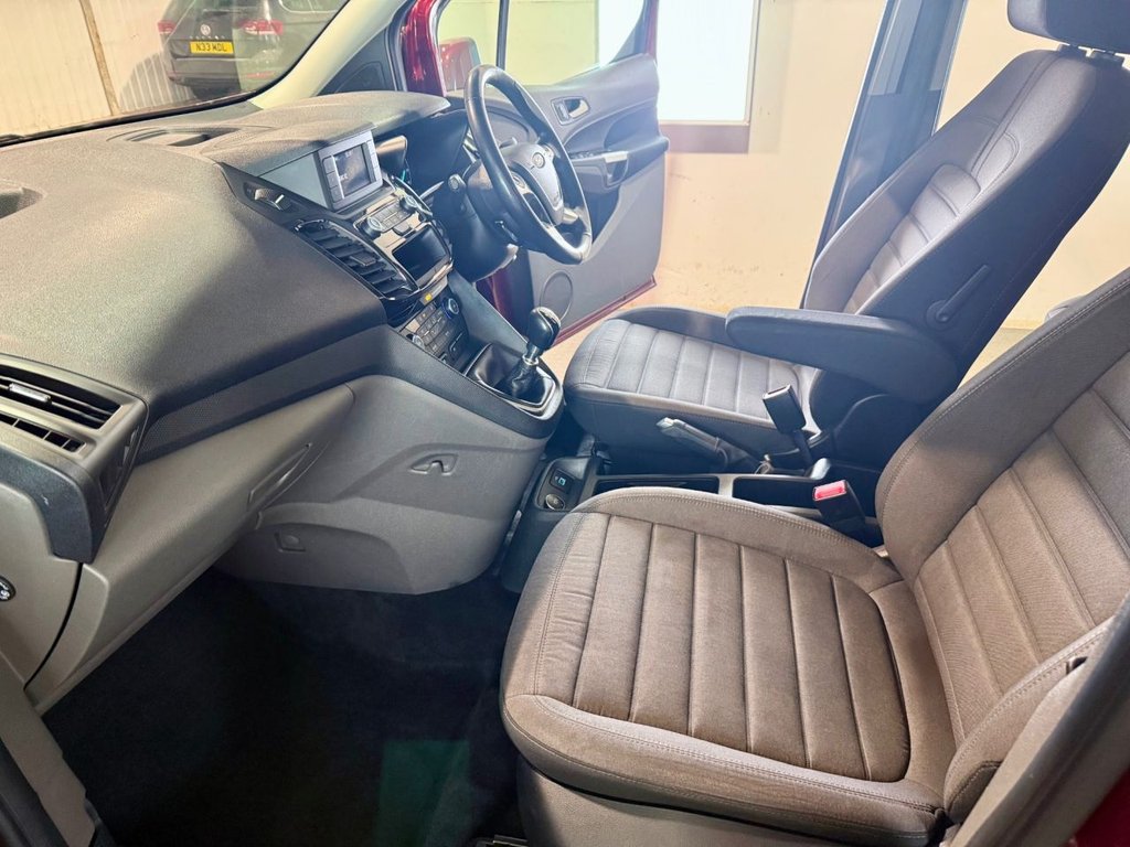 Used Ford Grand Tourneo Connect 2019 for sale - 77133749: Photo 30
