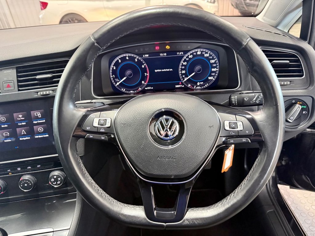 Used Volkswagen Golf 2017 for sale - 76356294: Photo 12