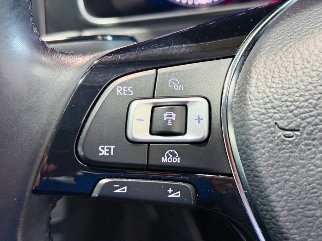 Used Volkswagen Golf 2017 for sale - 76356294: Photo 14