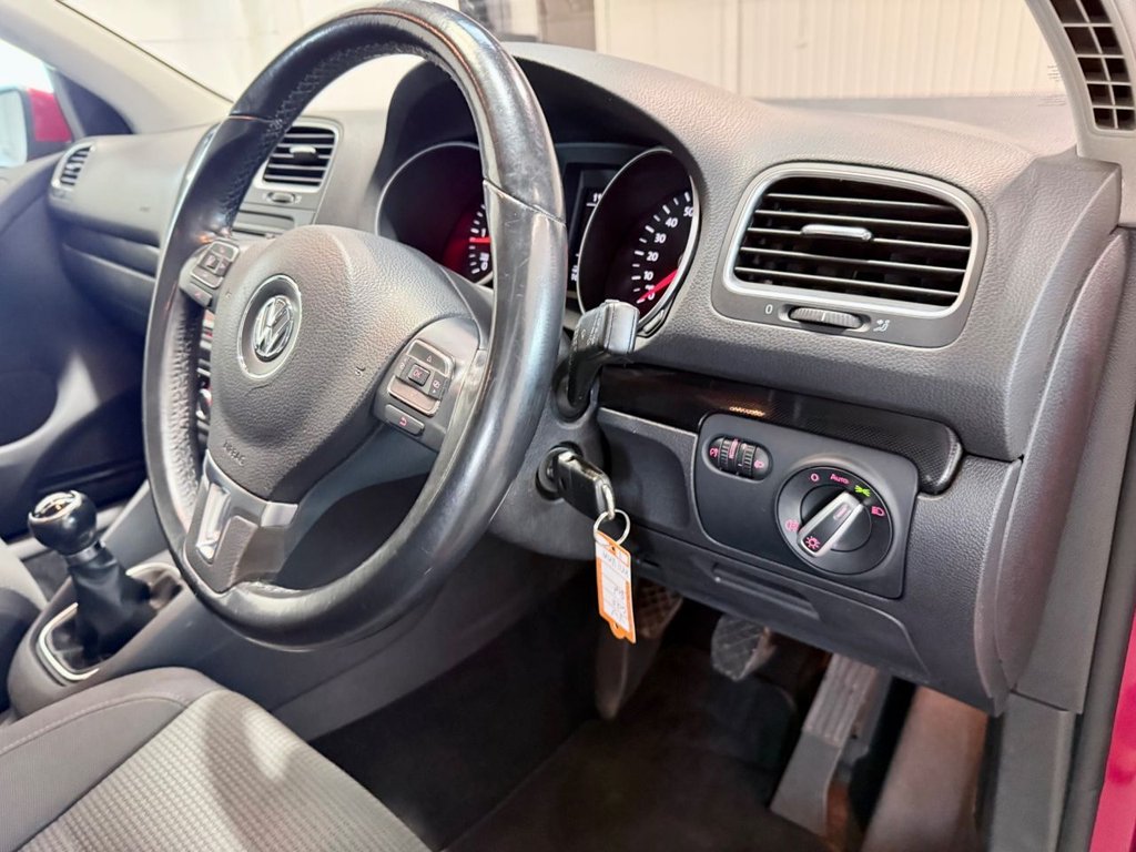 Used Volkswagen Golf 2011 for sale - 77200264: Photo 10