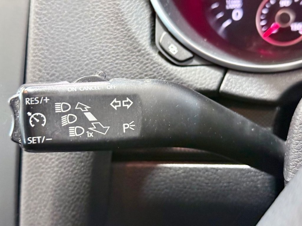 Used Volkswagen Golf 2011 for sale - 77200264: Photo 15