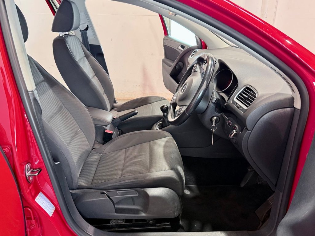 Used Volkswagen Golf 2011 for sale - 77200264: Photo 25