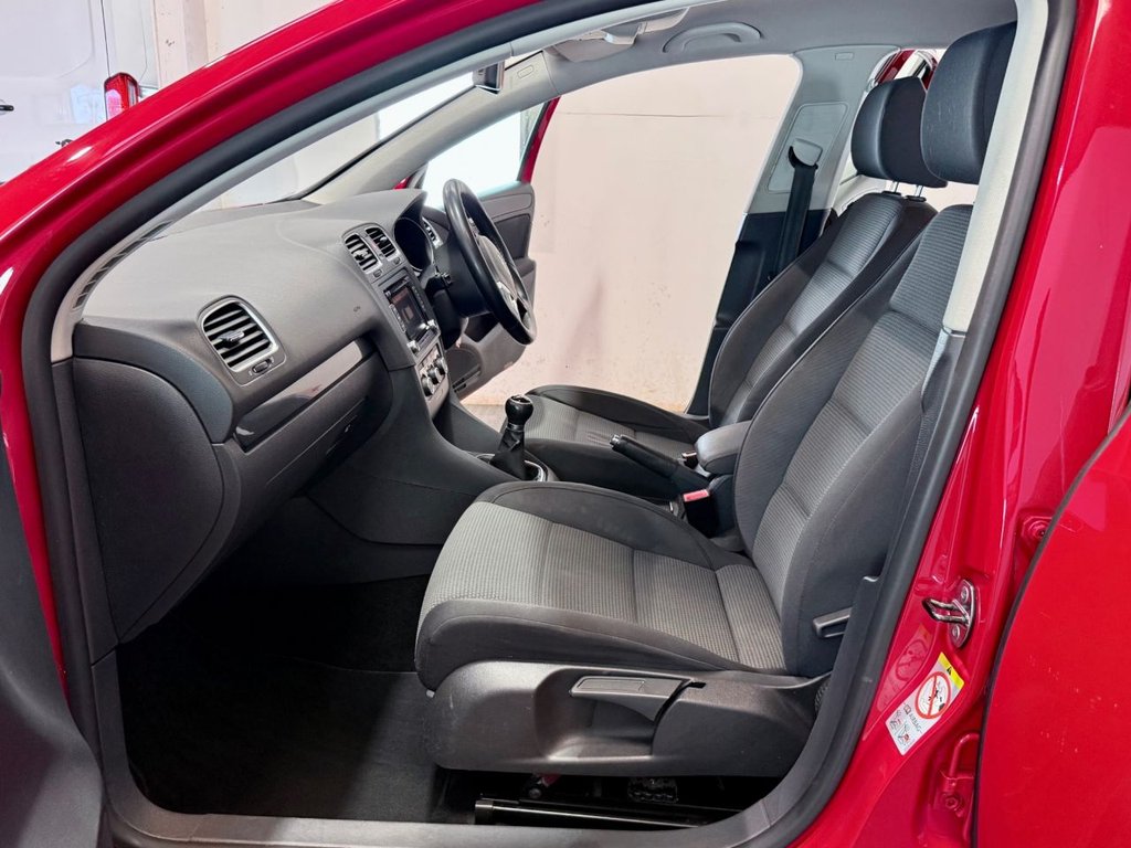 Used Volkswagen Golf 2011 for sale - 77200264: Photo 27