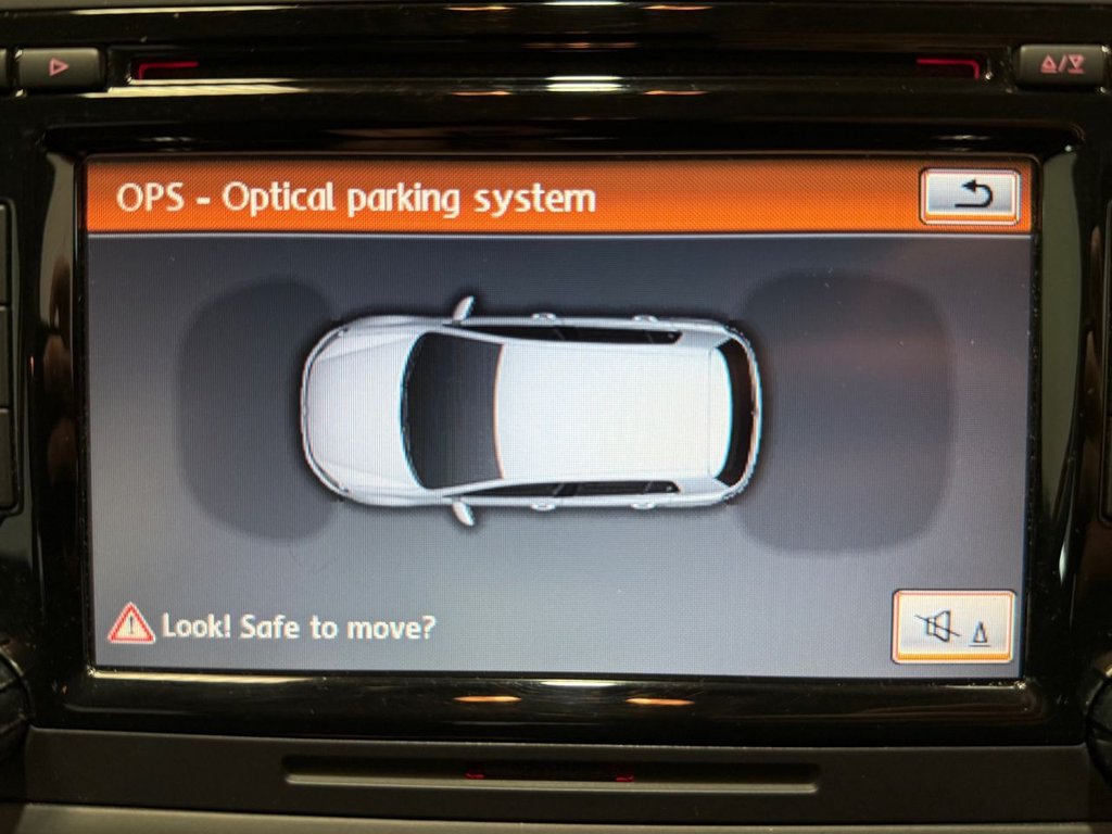 Used Volkswagen Golf 2011 for sale - 77200264: Photo 36