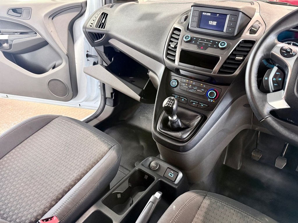 Used Ford Transit Connect 2019 for sale - 77140128: Photo 18
