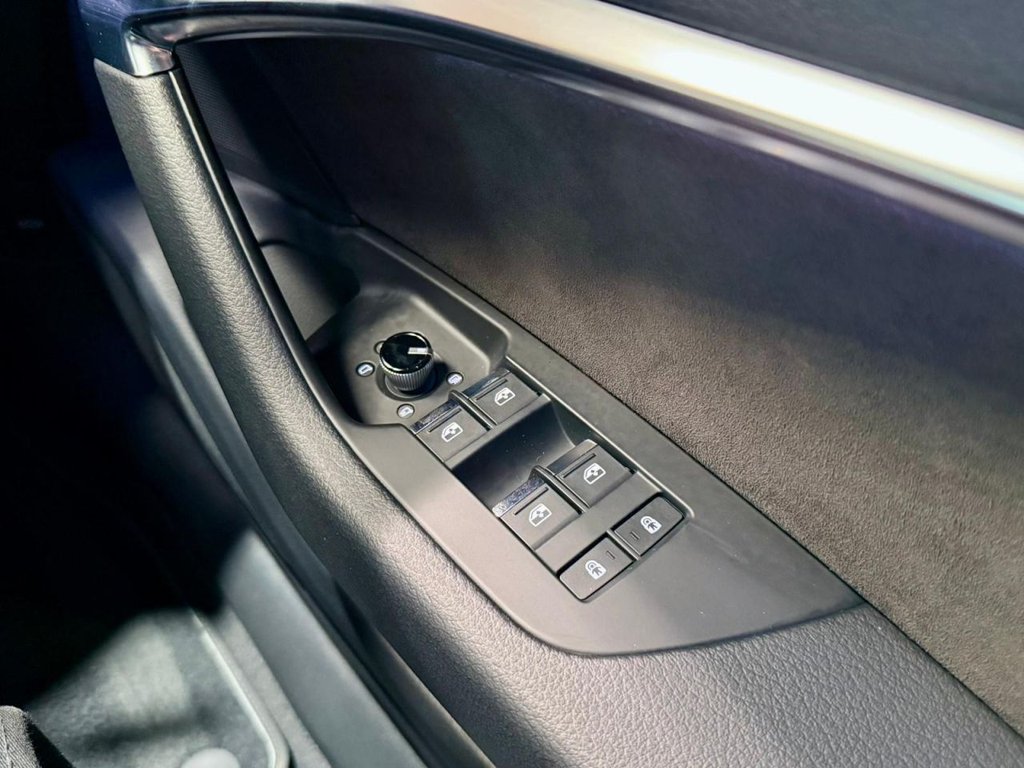 Used Audi A6 Saloon 2019 for sale - 77920439: Photo 23