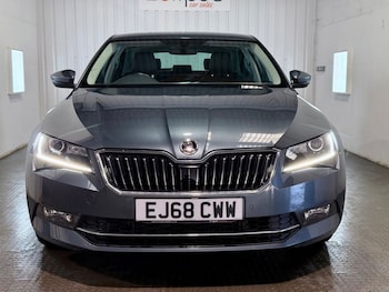 Used Skoda Superb 2018 for sale - 77422599: Photo