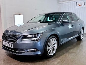 Used Skoda Superb 2018 for sale - 77422599: Photo