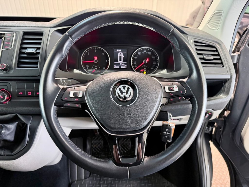 Used Volkswagen Transporter 2019 for sale - 77133674: Photo 12