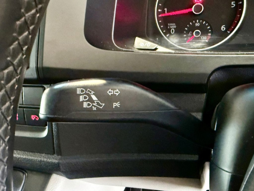 Used Volkswagen Transporter 2019 for sale - 77133674: Photo 16