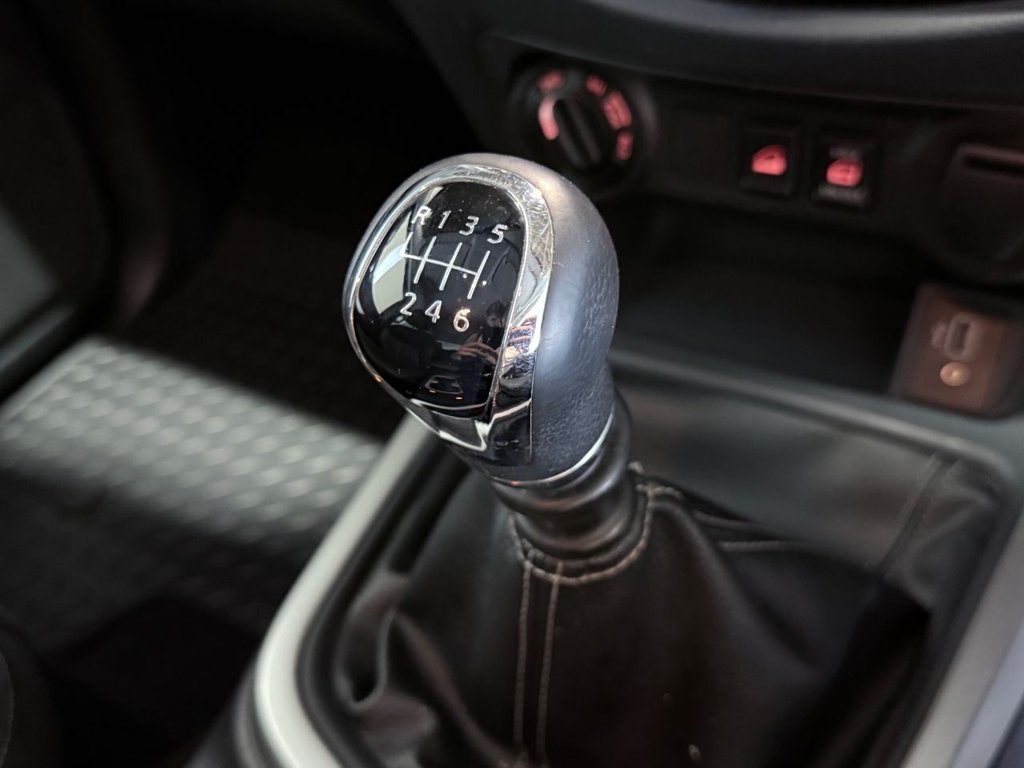 Used Nissan Navara 2020 for sale - 76740209: Photo 22