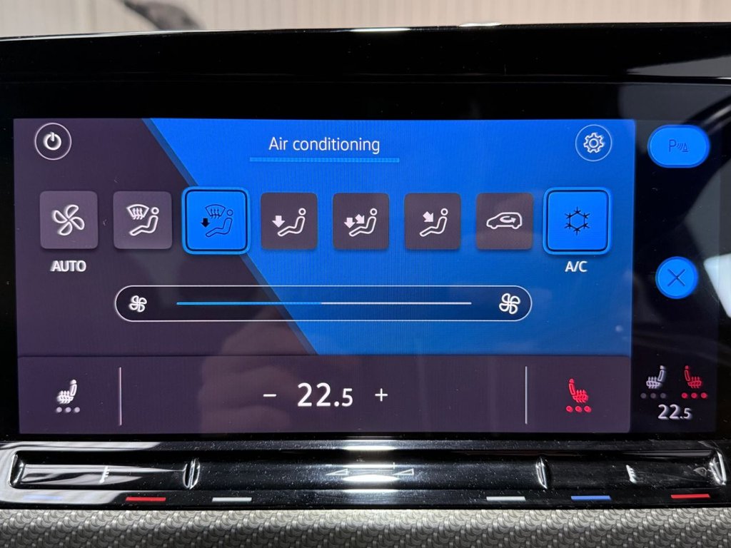 Used Volkswagen Golf 2020 for sale - 77507134: Photo 42