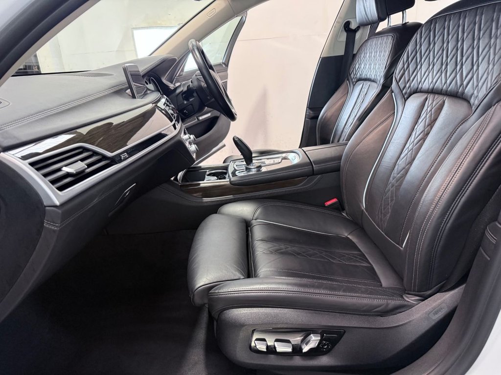 Used BMW 7 Series 2018 for sale - 77342033: Photo 30