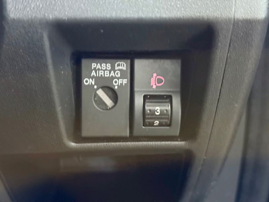 Used Mazda MX-5 2015 for sale - 77534261: Photo 25