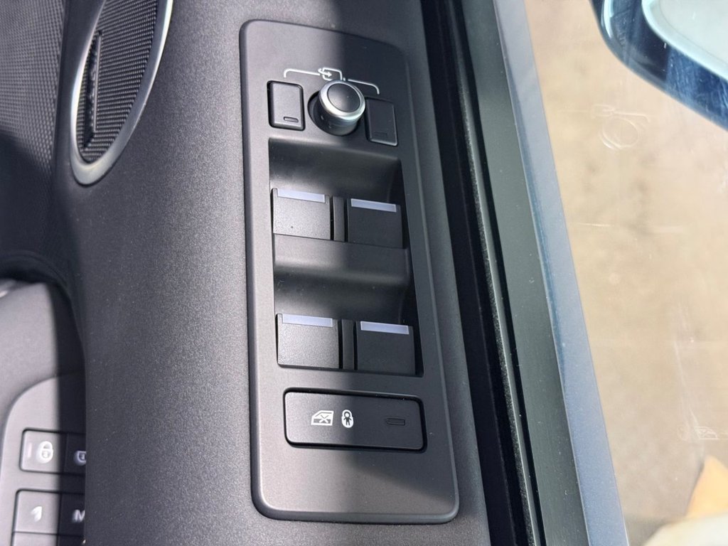 Used Land Rover Discovery 2020 for sale - 77027406: Photo 21