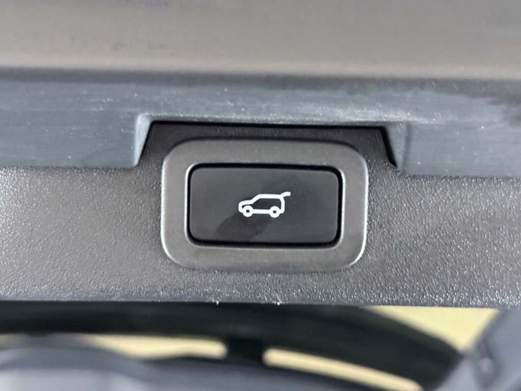 Used Land Rover Discovery 2020 for sale - 77027406: Photo 42