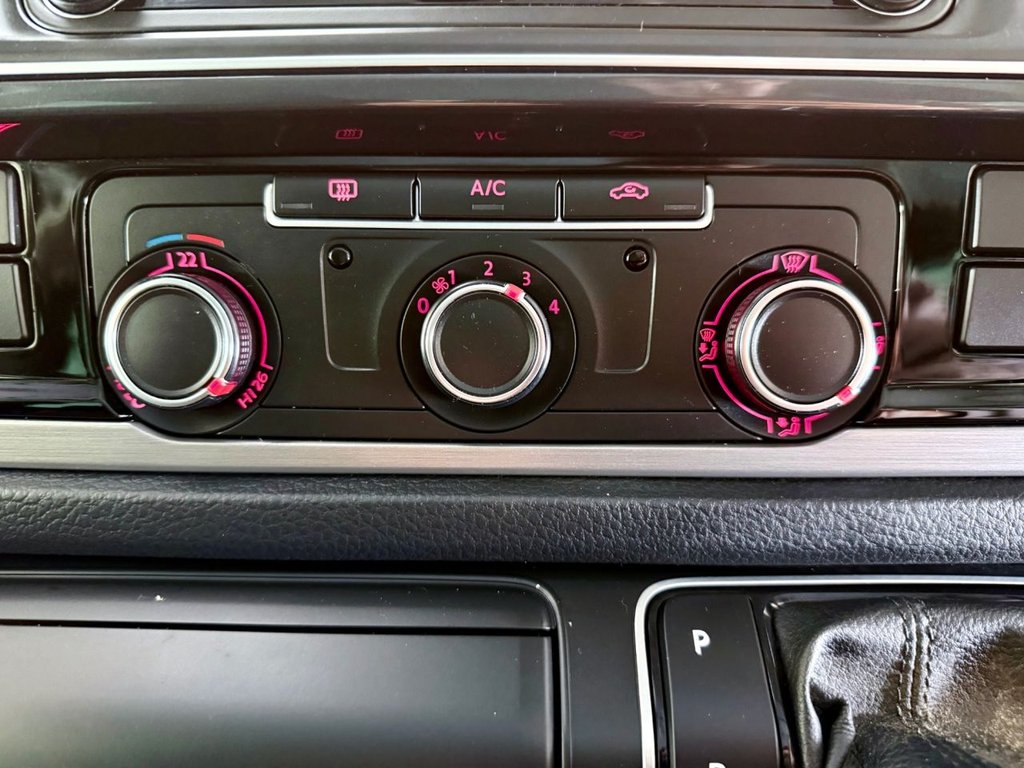 Used Volkswagen Transporter 2019 for sale - 77507863: Photo 22