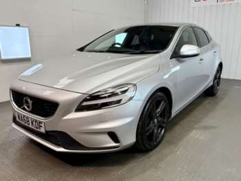 Used Volvo V40 2018 for sale - 74876740: Photo