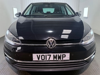 Used Volkswagen Golf 2017 for sale - 75630317: Photo