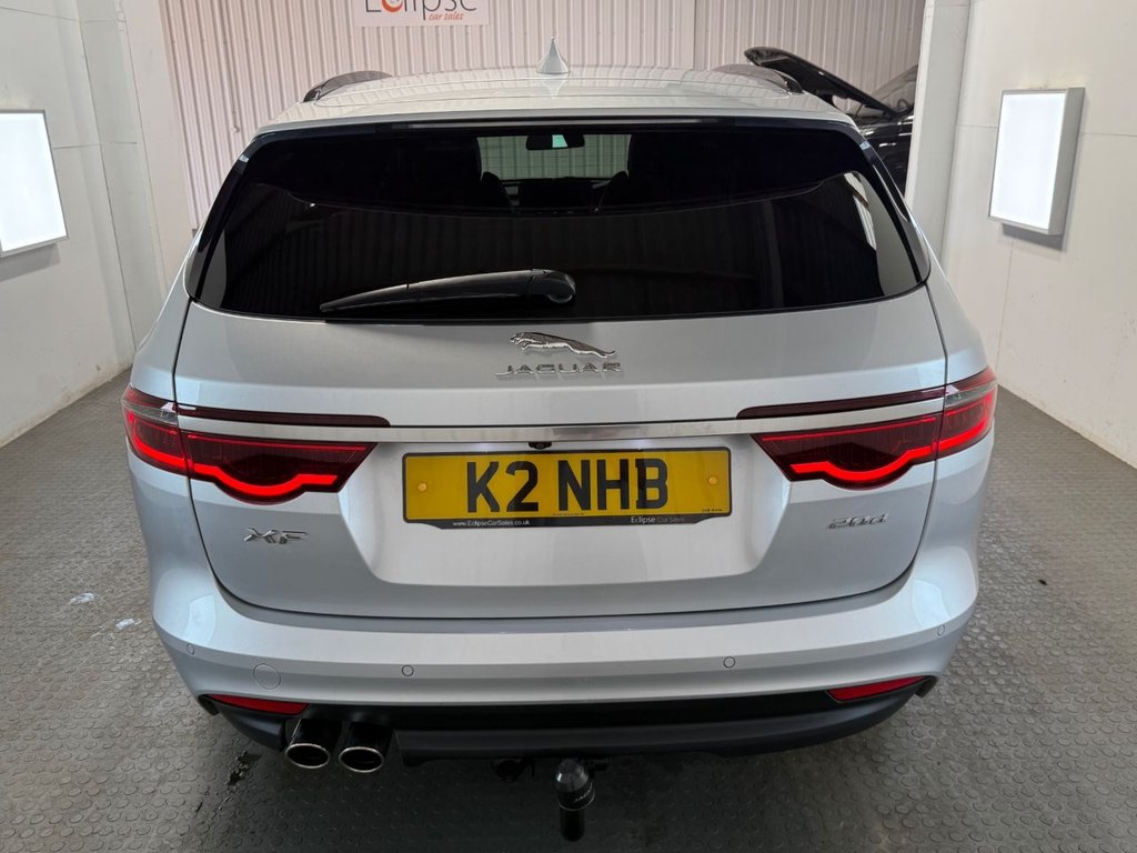 Used Jaguar XF 2018 for sale - 76105402: Photo 6