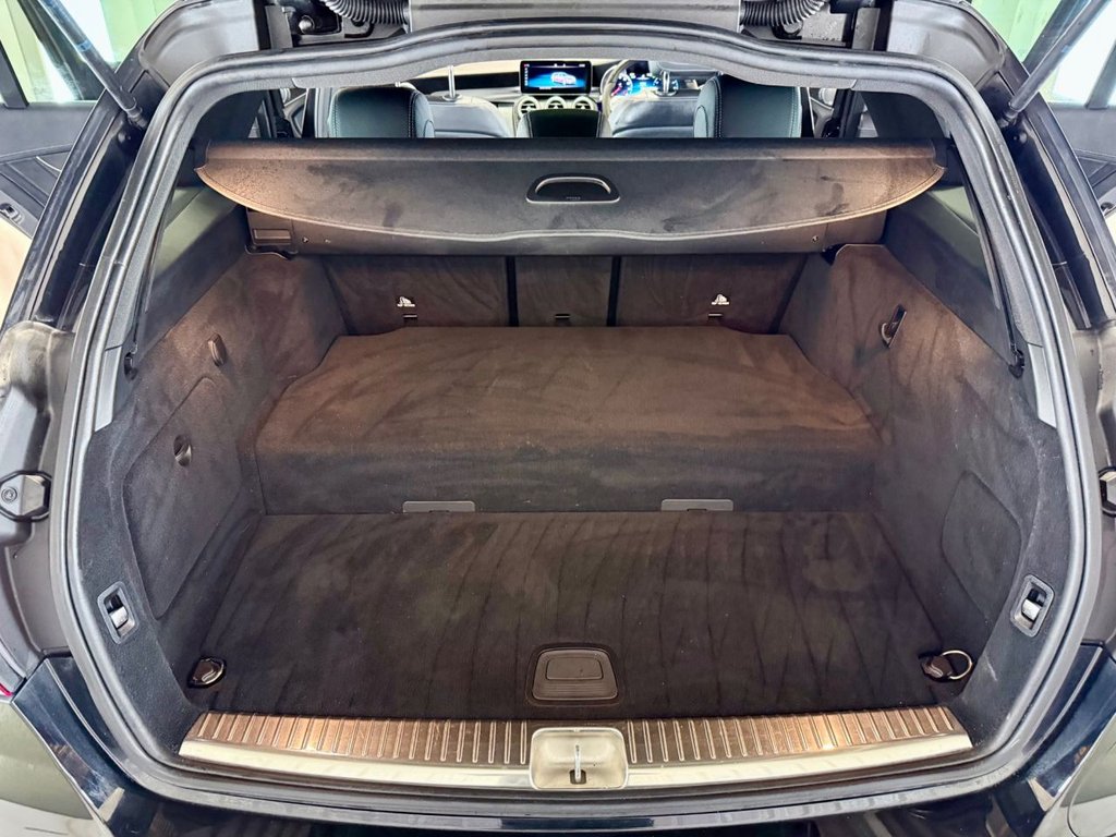 Used Mercedes-Benz C Class 2021 for sale - 77507869: Photo 35