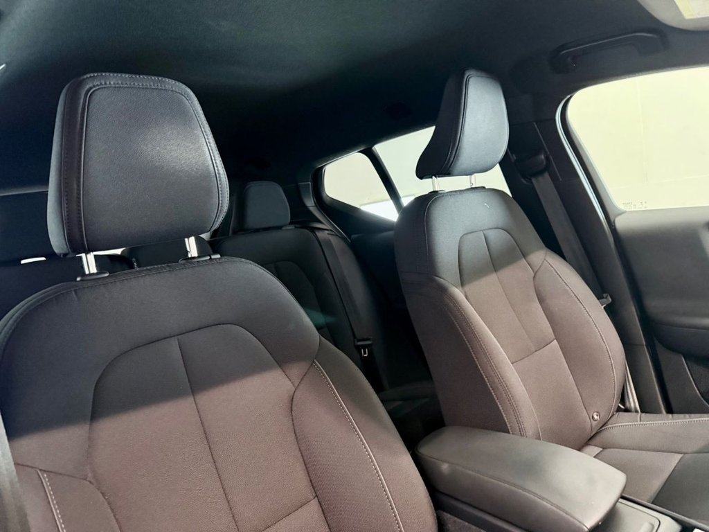 Used Volvo XC40 2023 for sale - 78219357: Photo 11