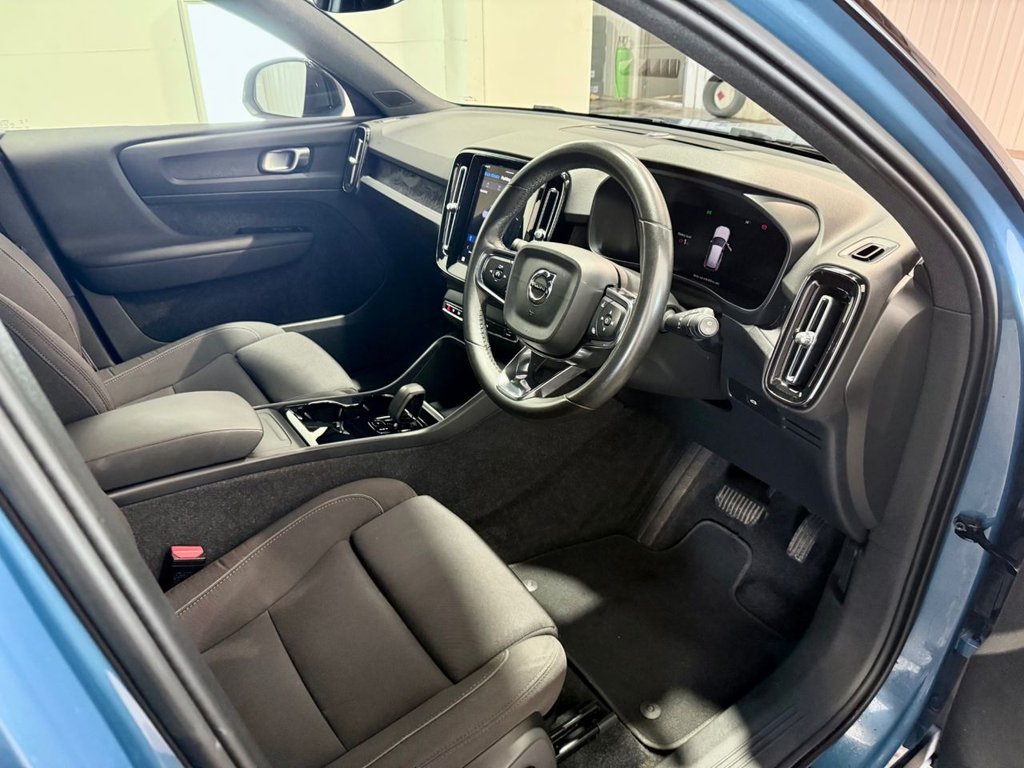 Used Volvo XC40 2023 for sale - 78219357: Photo 12