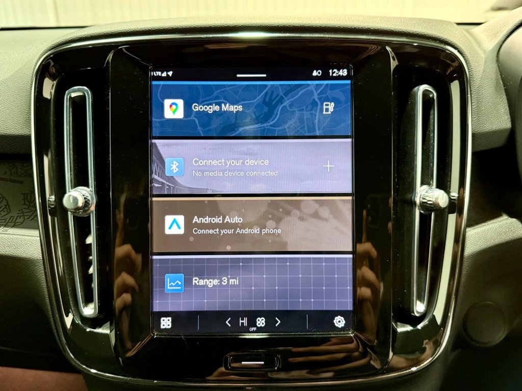 Used Volvo XC40 2023 for sale - 78219357: Photo 24