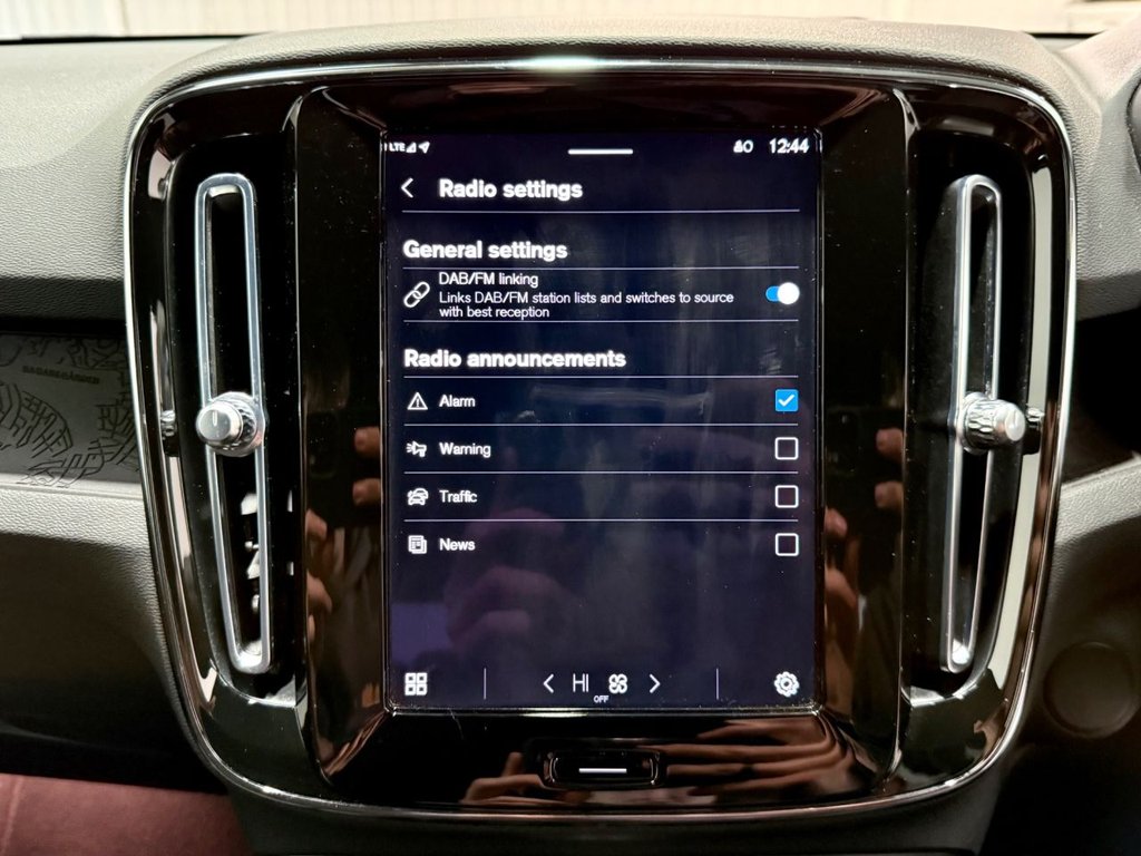 Used Volvo XC40 2023 for sale - 78219357: Photo 27