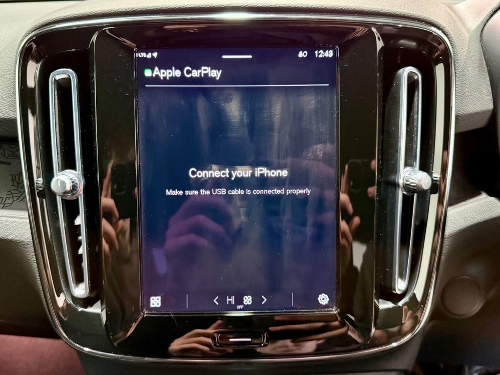 Used Volvo XC40 2023 for sale - 78219357: Photo 30