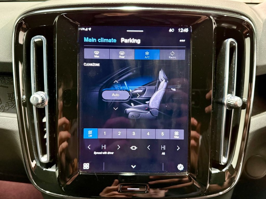 Used Volvo XC40 2023 for sale - 78219357: Photo 34