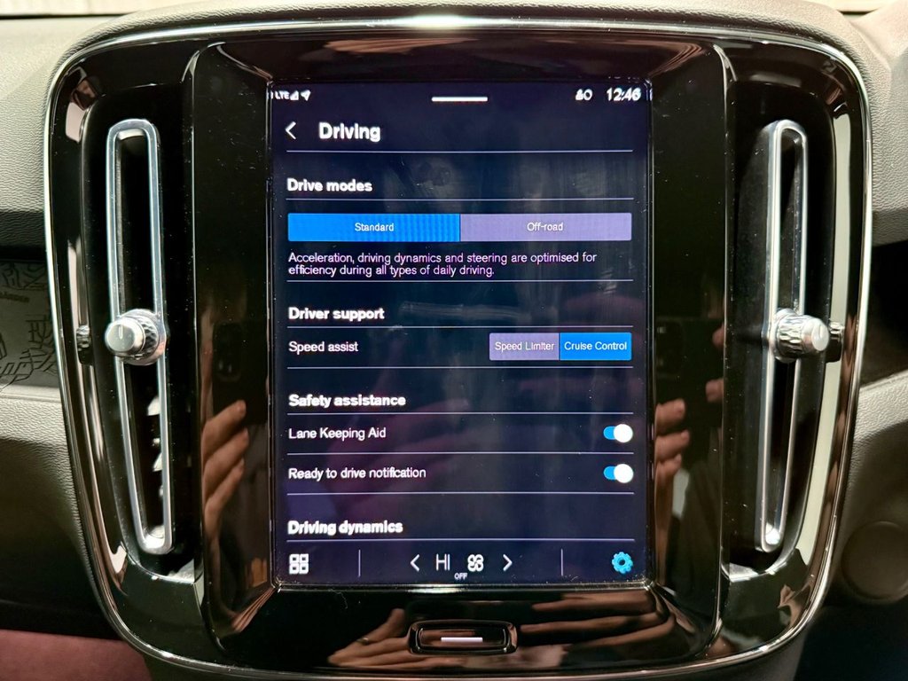 Used Volvo XC40 2023 for sale - 78219357: Photo 39