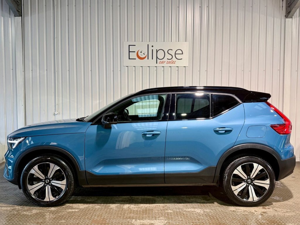 Used Volvo XC40 2023 for sale - 78219357: Photo 8