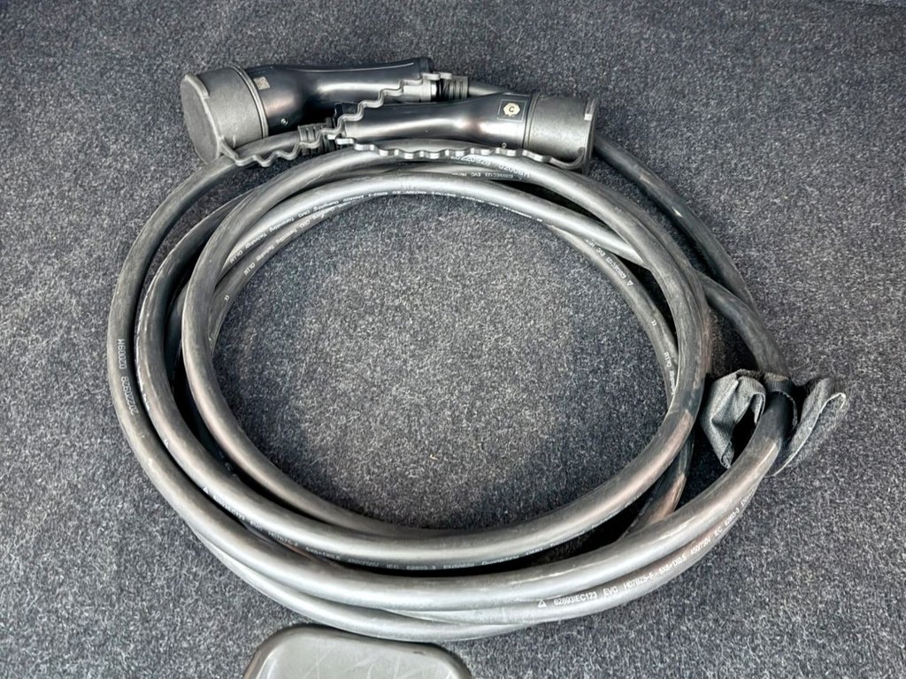 Used Volvo XC40 2023 for sale - 78219357: Photo 9