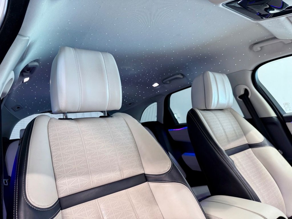 Used Land Rover Range Rover Velar 2017 for sale - 76934497: Photo 10