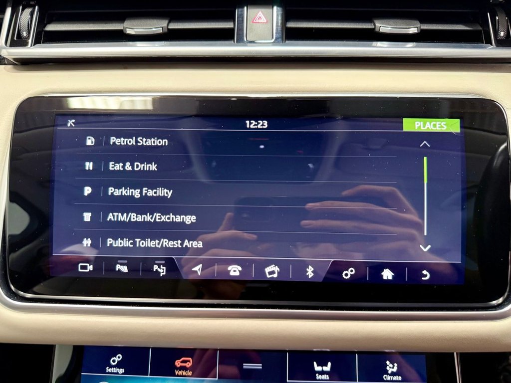 Used Land Rover Range Rover Velar 2017 for sale - 76934497: Photo 38